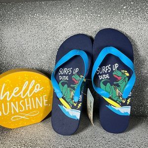 NWT Dinosaur Surf’s Up Dude Boys Flip Flops Sandals Shoes Beach Pool Size 2/3